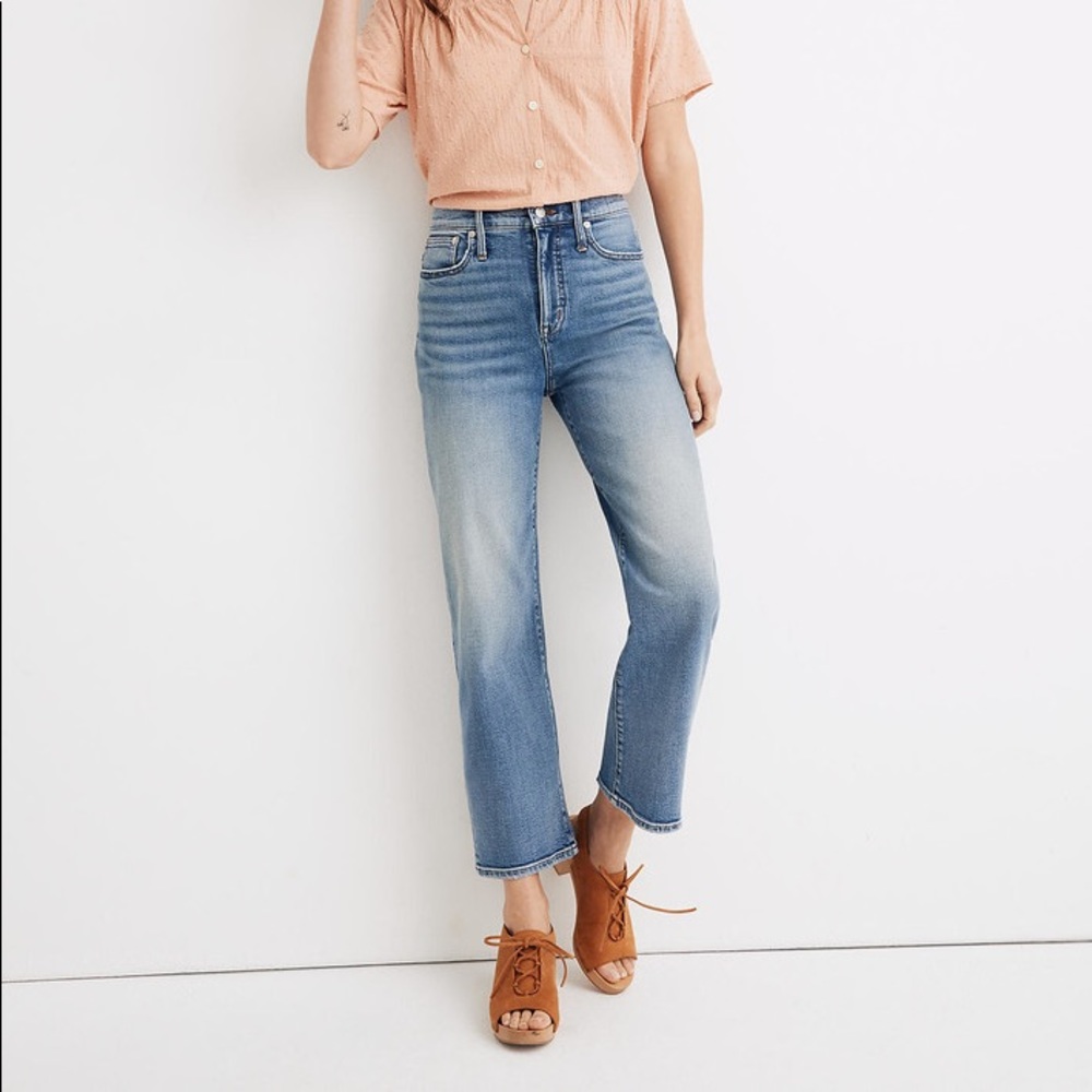 slim wide-leg crop jeans in Reggie wash